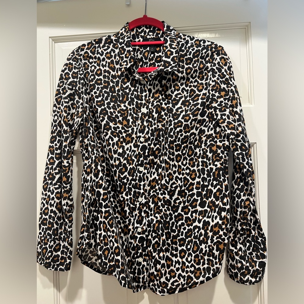 New never worn J Crew Linen Animal Print Button Up Top Size 4 Slim